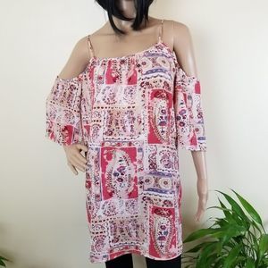 Oversized Boho Like Dress by Obsession. Size Small